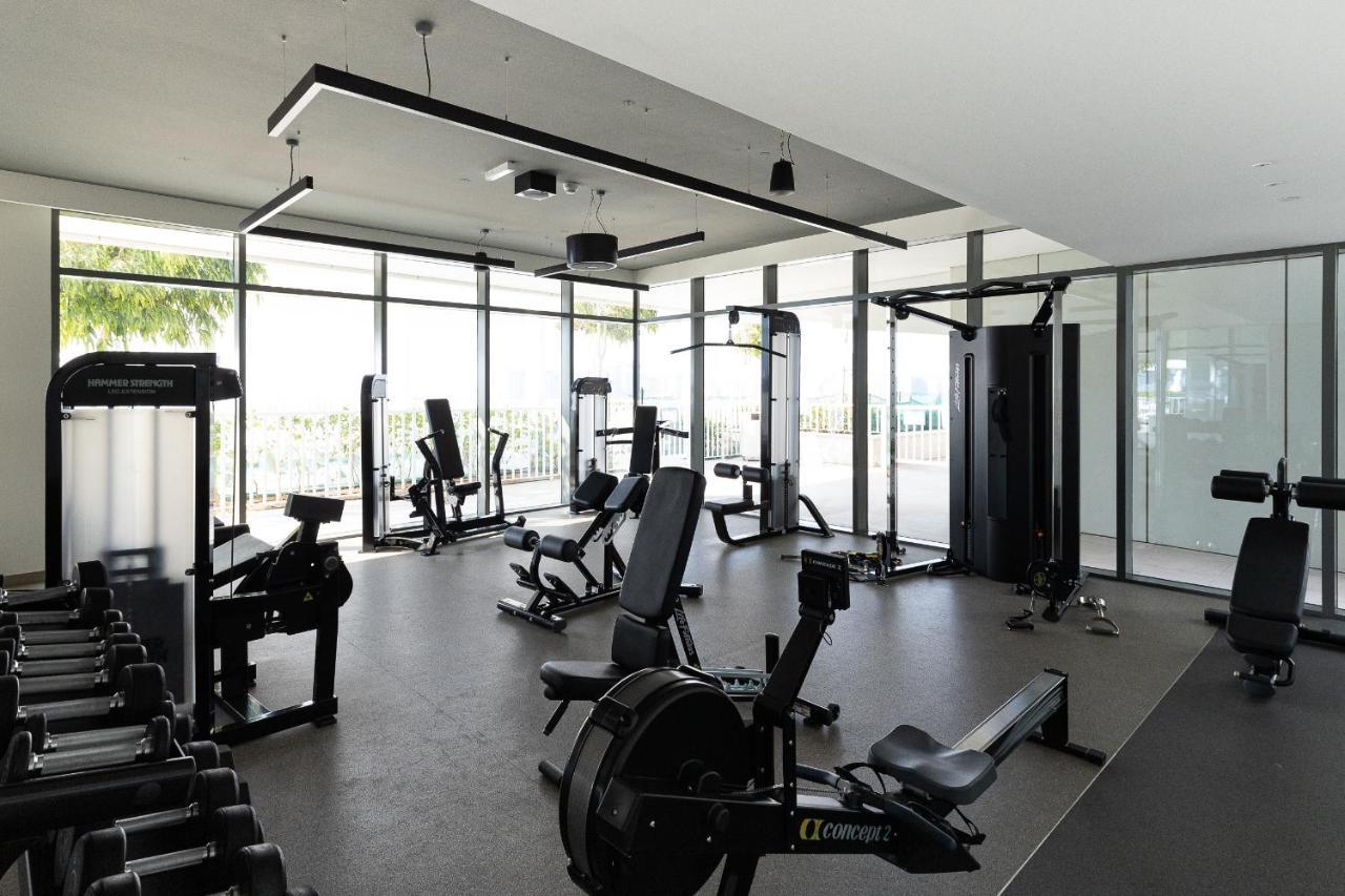 Marina View Brand New Lux Apartment